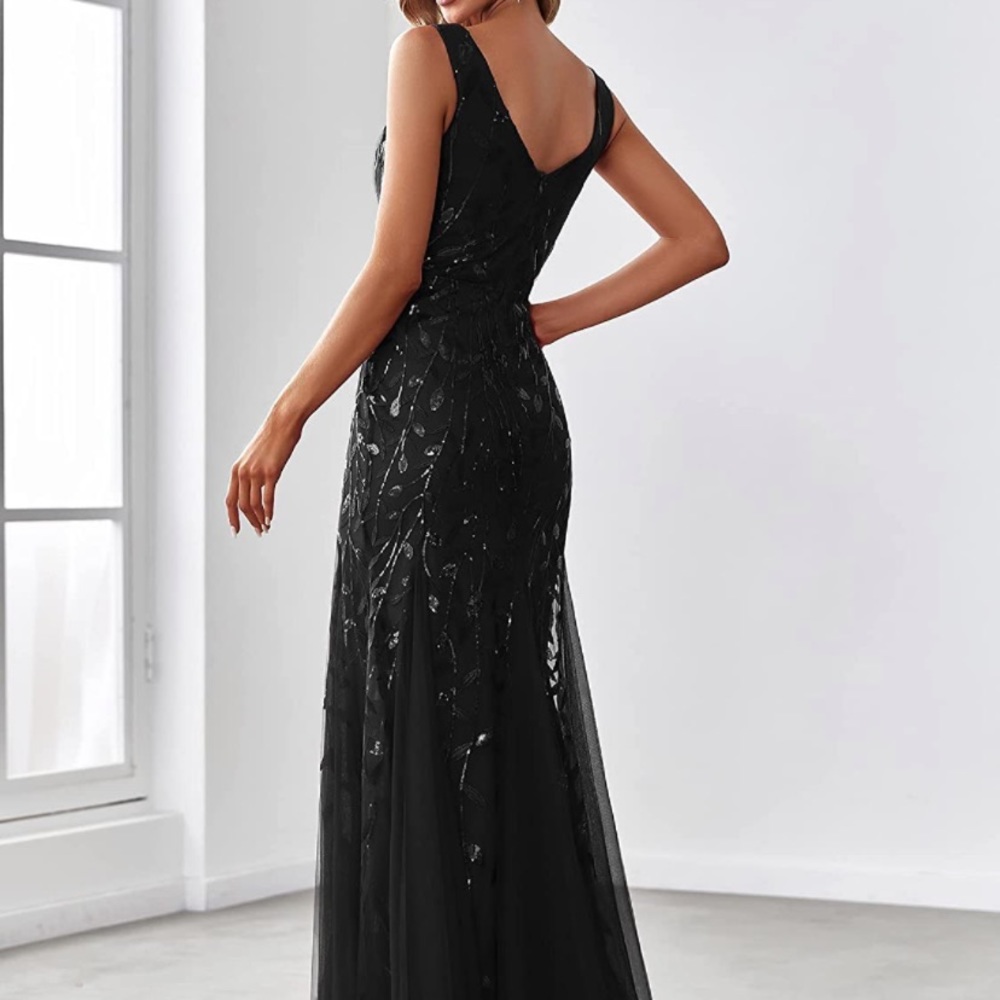 Ever-Pretty Women's Double V-Neck Sleeveless Mermaid Dress - Picture 7 of 7